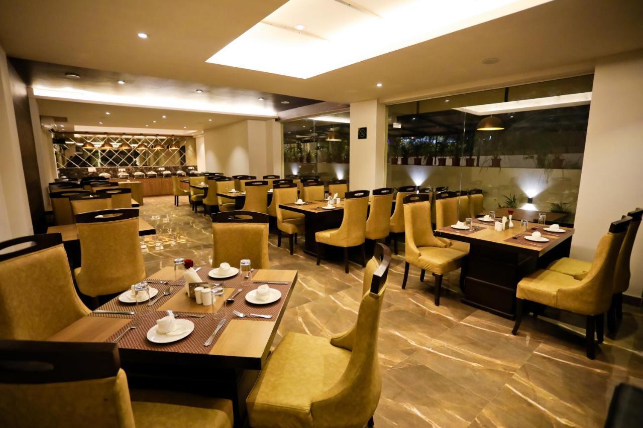 Calux Grand Baga - Formerly Amara Grand エクステリア 写真